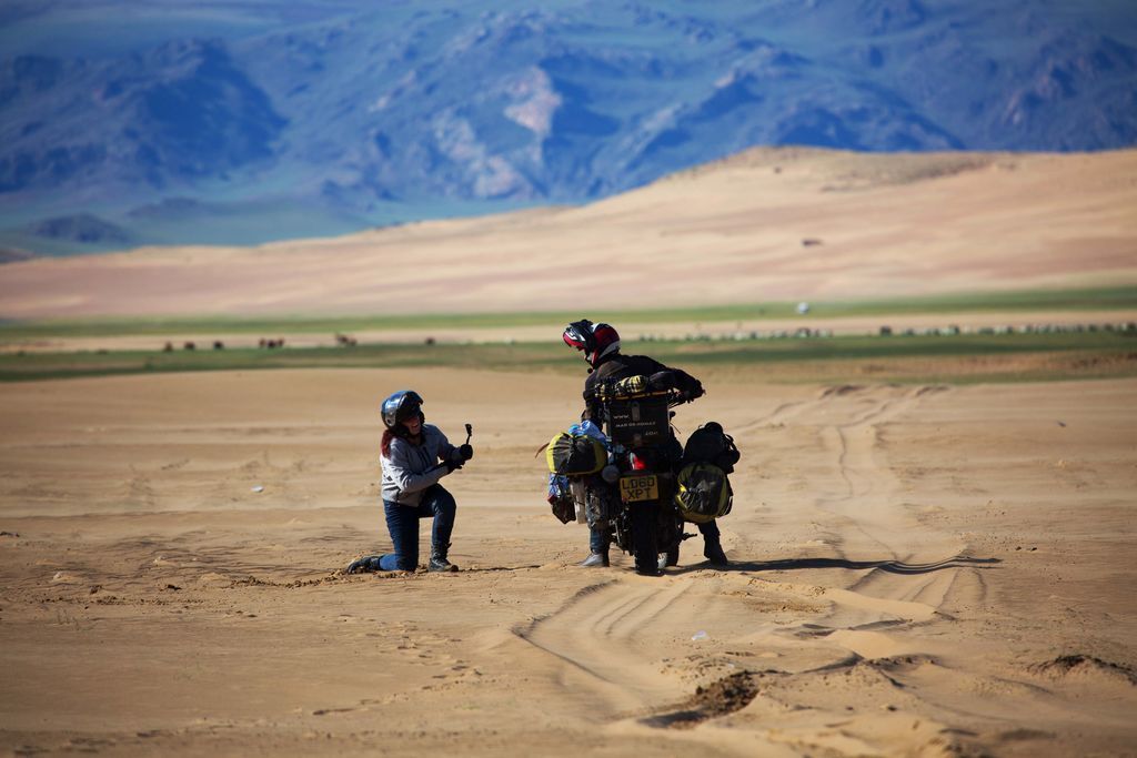 mad nomad motorcycle adventure rtw