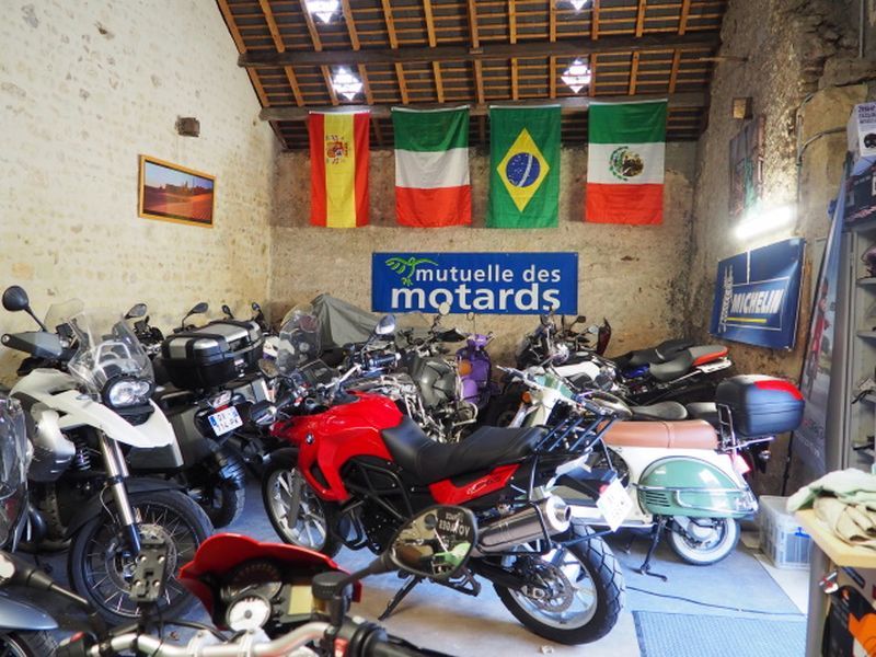 motorcycle storage france