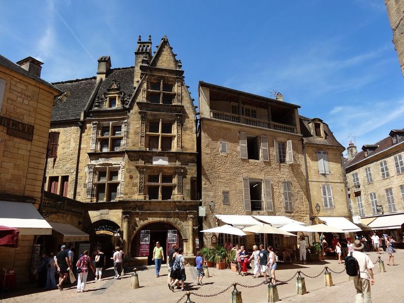 Day 9 - Sarlat (rest day)