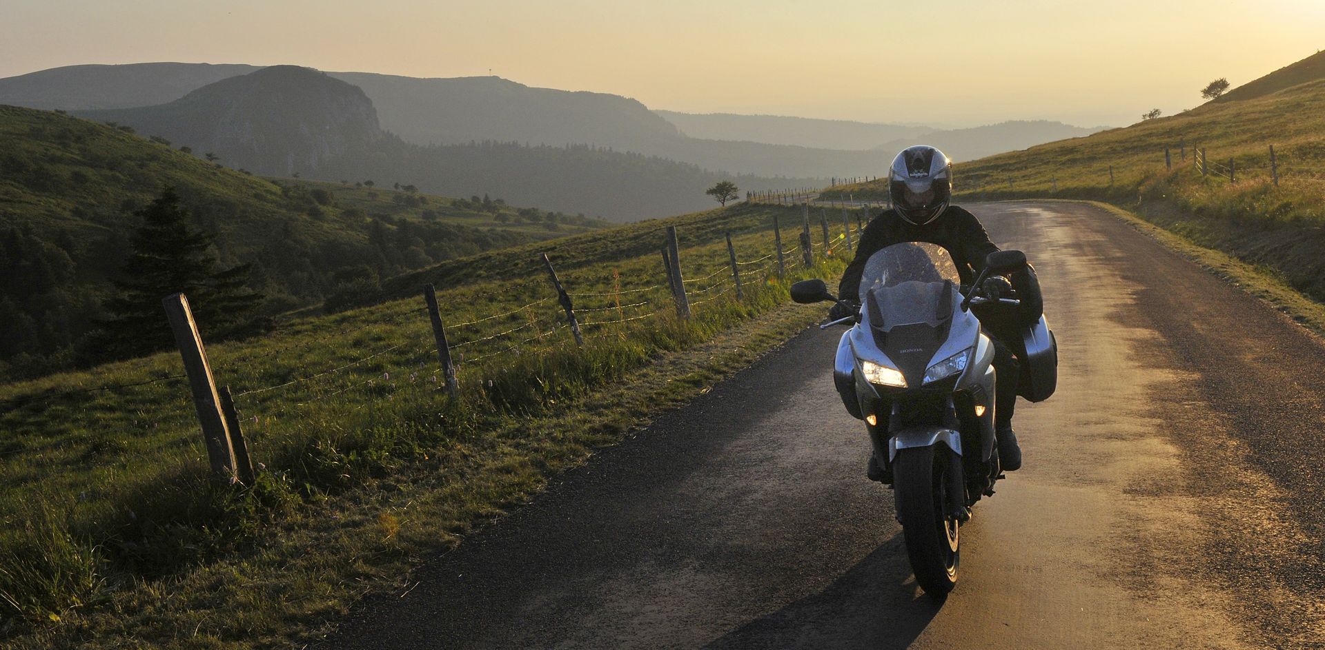 Auvergne et Cévennes à moto L'auvergne et les cévennes à moto
