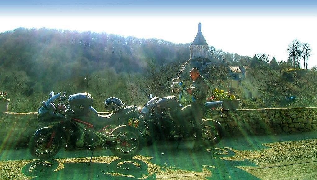 Road trip moto dans la vallée de la Creuse aux confins du Berry