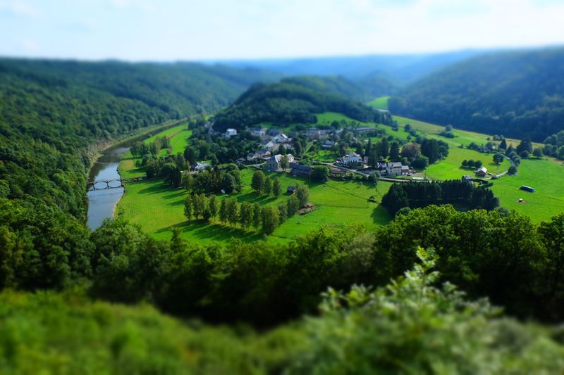 Jour 2 - Bruxelles - Bouillon (225 km)