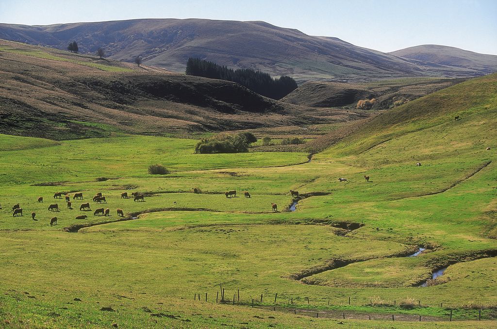 47 voyage moto road trip auvergne