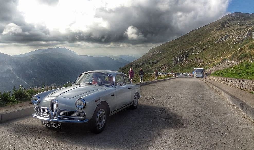 64 voyage moto road trip auvergne cantal 01