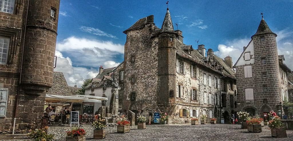 78 voyage moto road trip auvergne cantal 01