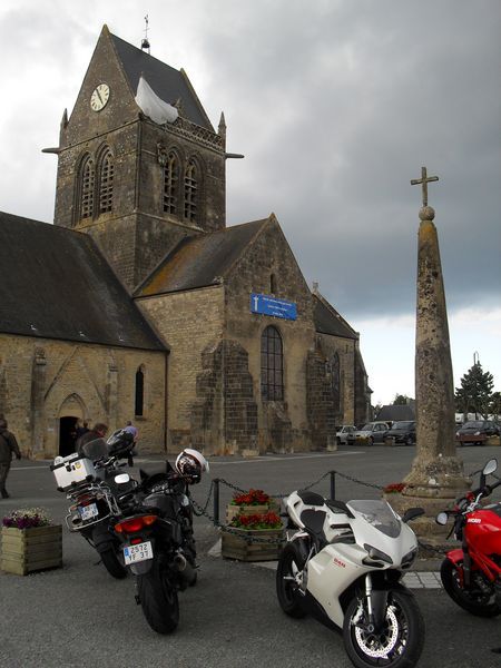 67 voyage moto normandie cotentin D day