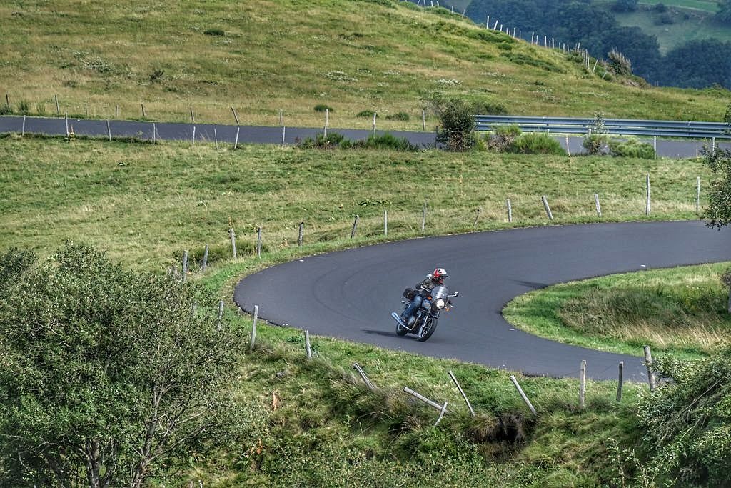 131 voyage moto road trip auvergne sancy 01