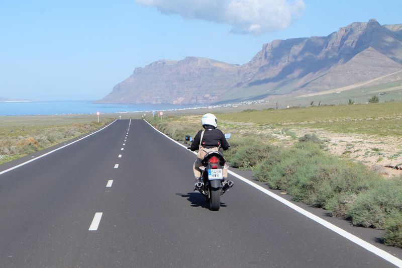 route moto lanzarote famara