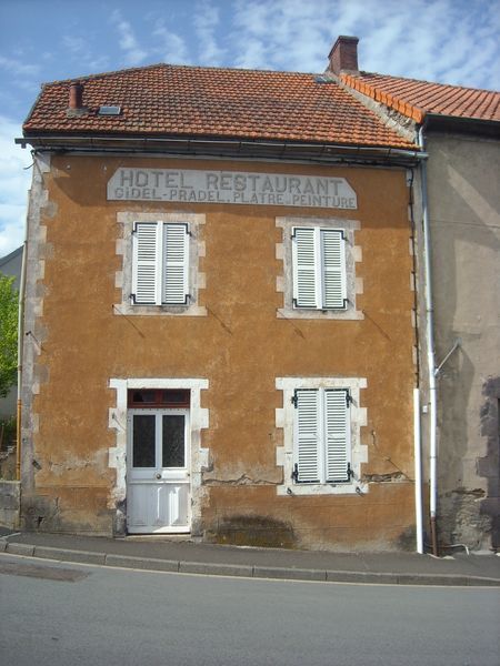 30 voyage moto Auvergne Sioule