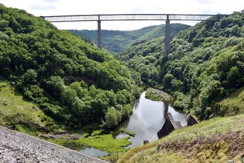 36 voyage moto Auvergne Sioule