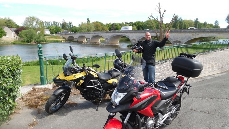 10 location moto louer moto france