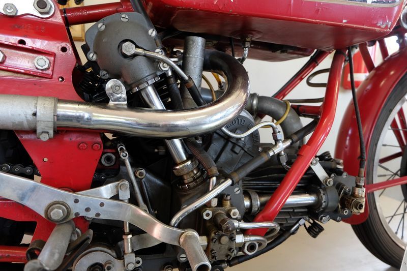 23 moto guzzi musée