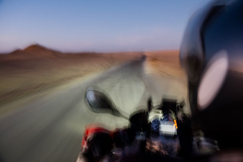 rouler à moto en securité étranger