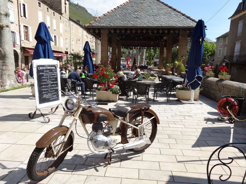 13 road trip à moto cevennes meyrueis