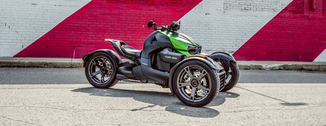 12 moto 3 roues location can am spyder france