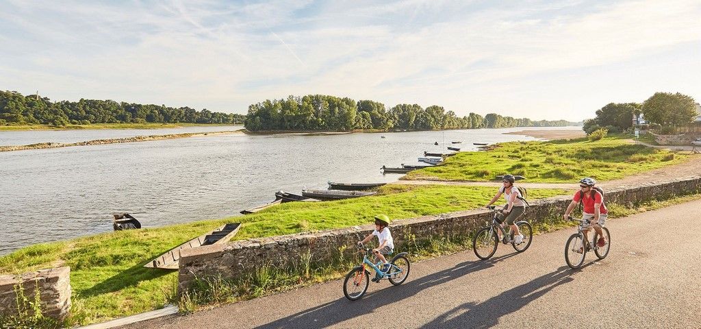 Bike rental in Tours in the Loire valley