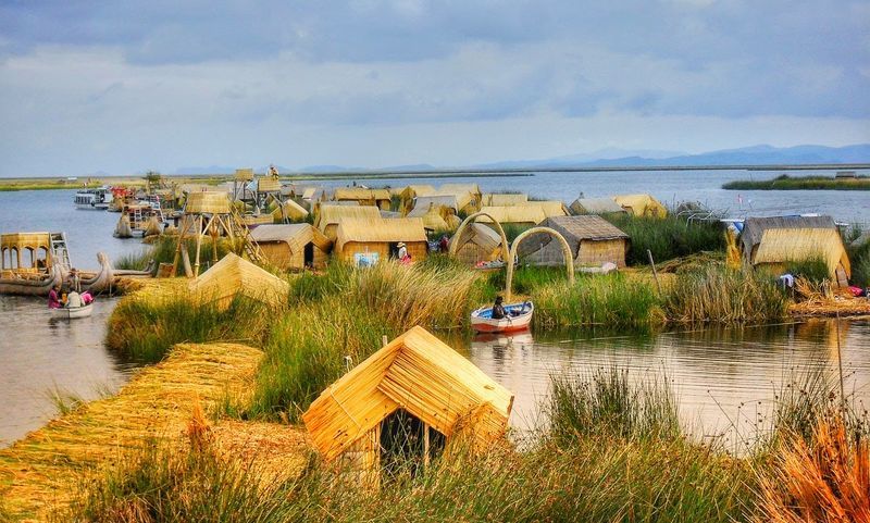 Iles Uros, Titicaca, Pérou