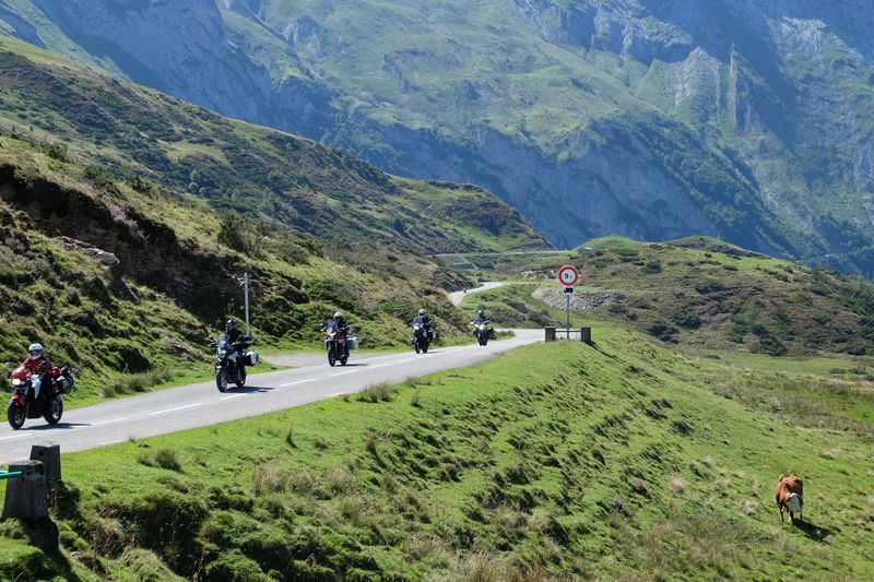 pyrénées motorcycle tour