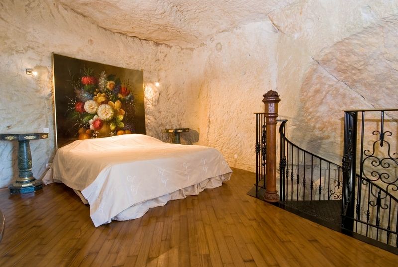 chambre hotel troglodyte circuit moto