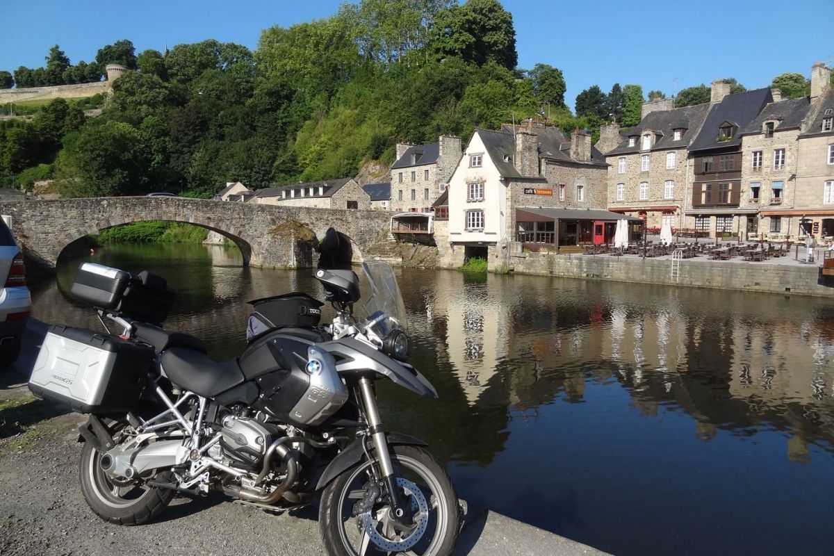 tour de bretagne a moto